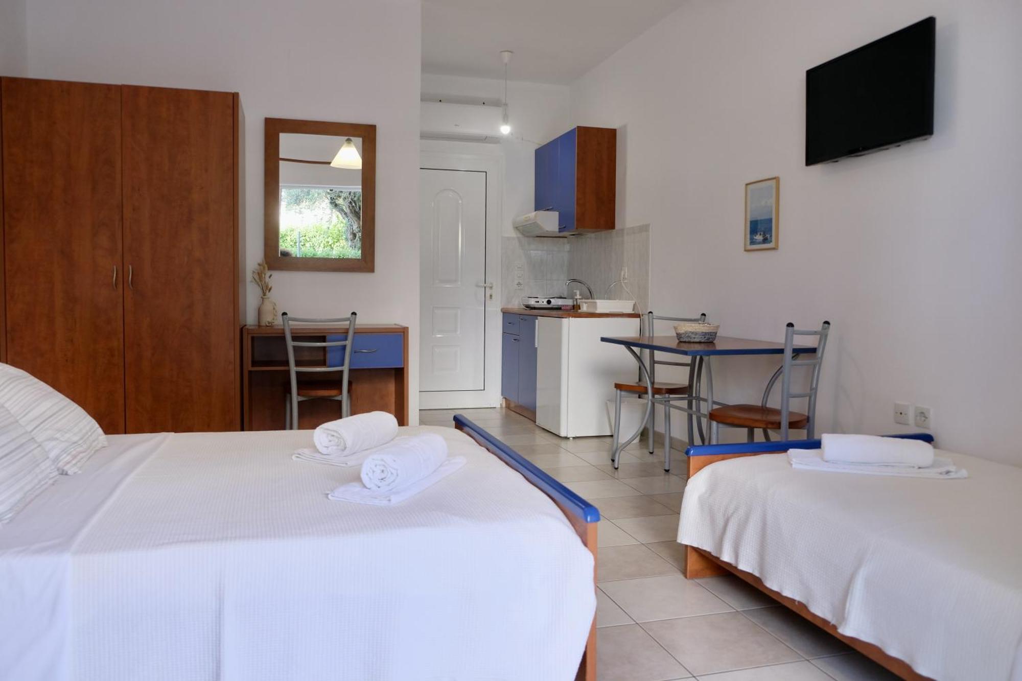 Lappas Rooms Rovies Exterior photo