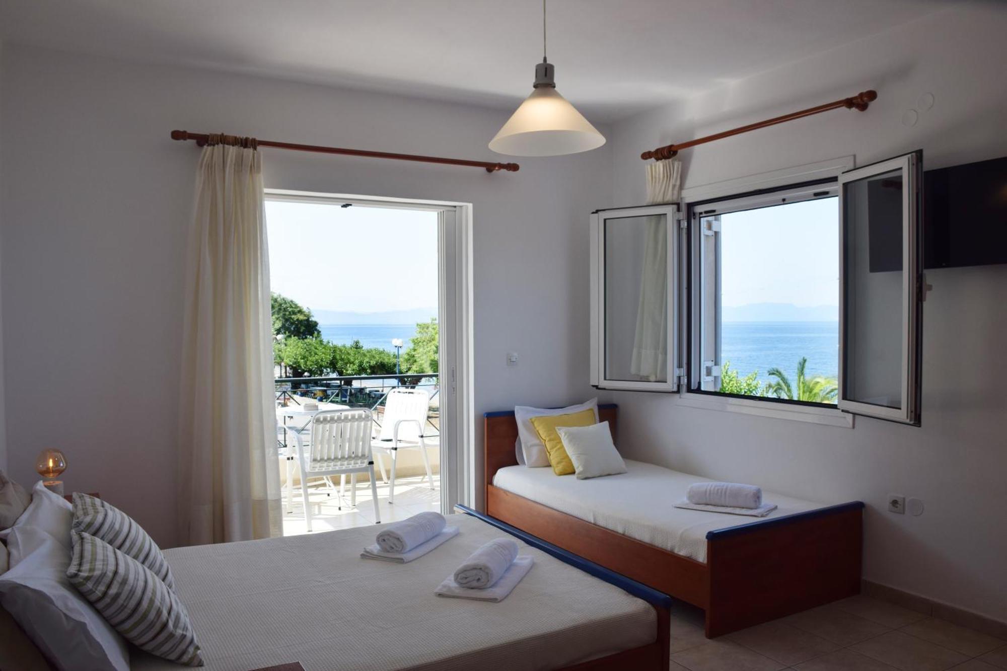 Lappas Rooms Rovies Exterior photo