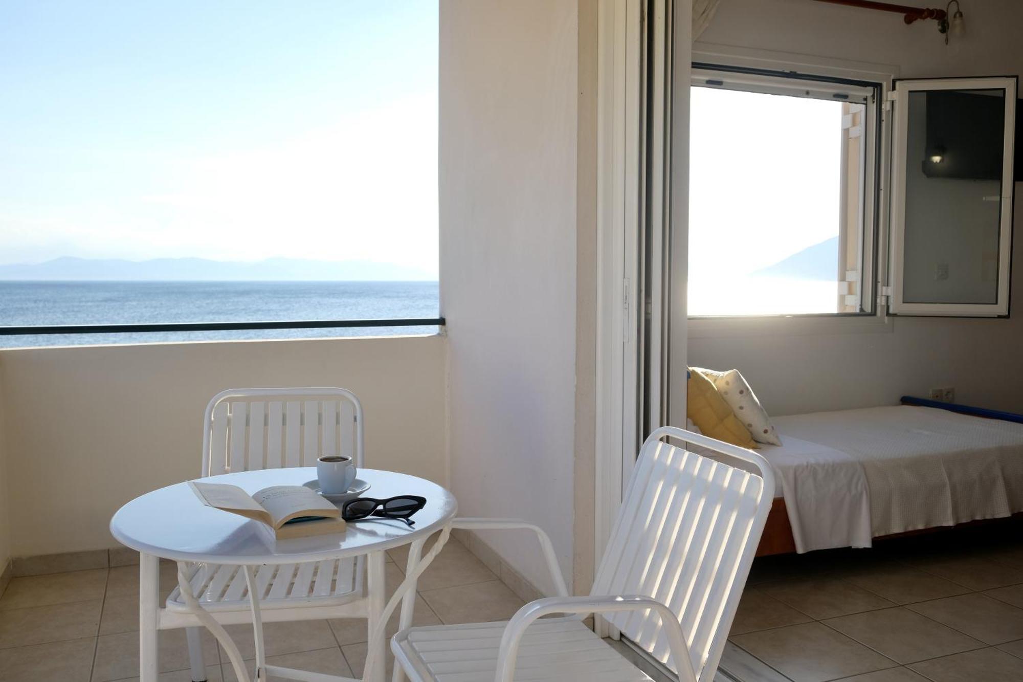 Lappas Rooms Rovies Exterior photo